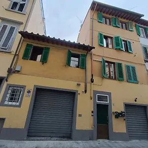 Mini Very Close To The Train Station Florence